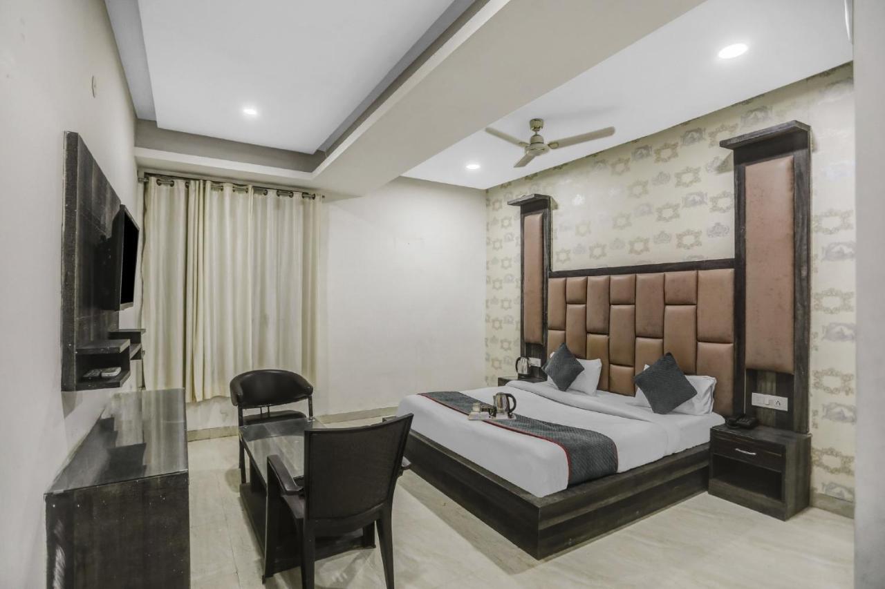Townhouse 22956 Hotel Grand Residency Delhi  Buitenkant foto
