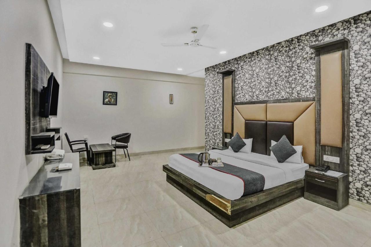 Townhouse 22956 Hotel Grand Residency Delhi  Buitenkant foto