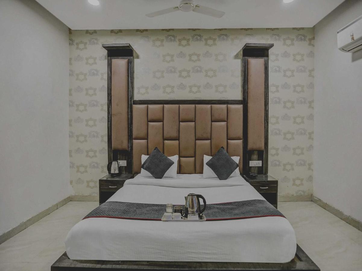 Townhouse 22956 Hotel Grand Residency Delhi  Buitenkant foto